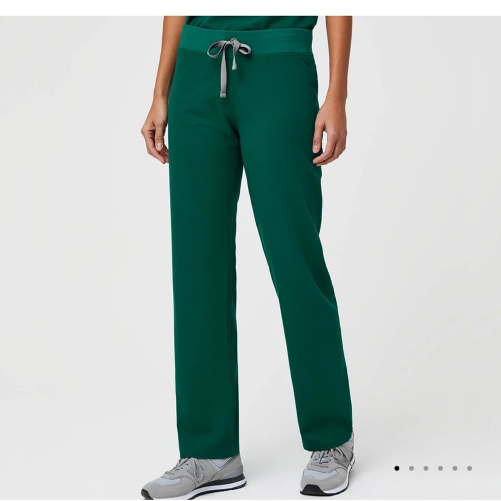 FIGS Livingston Scrubs